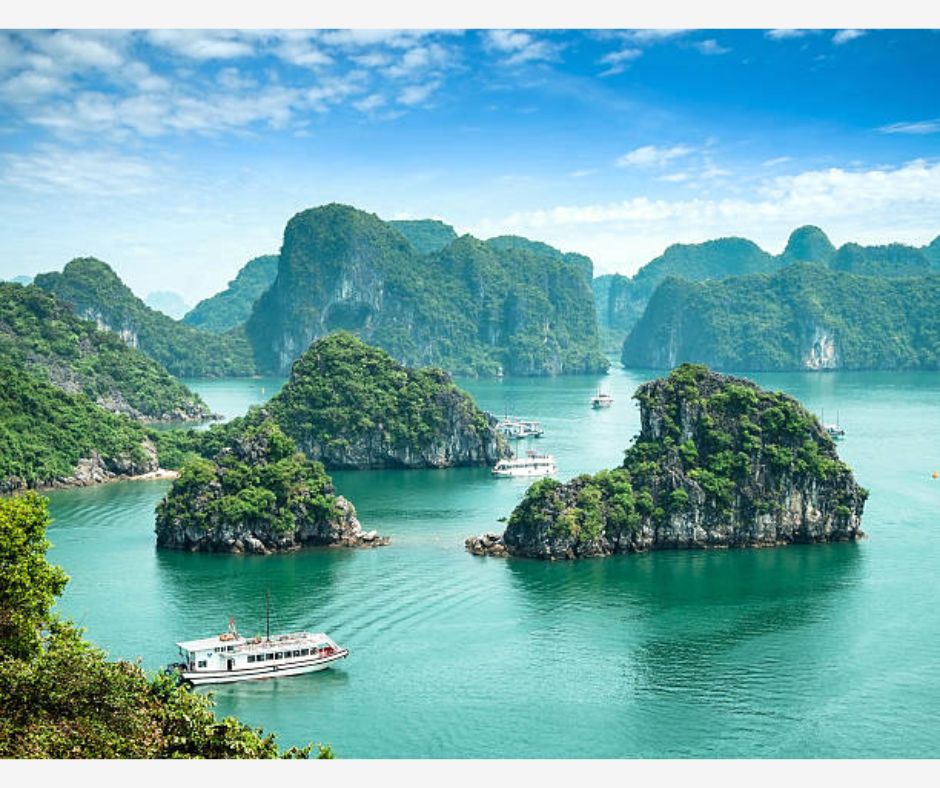 Hai Phong to Ha Long Bay by private taxi