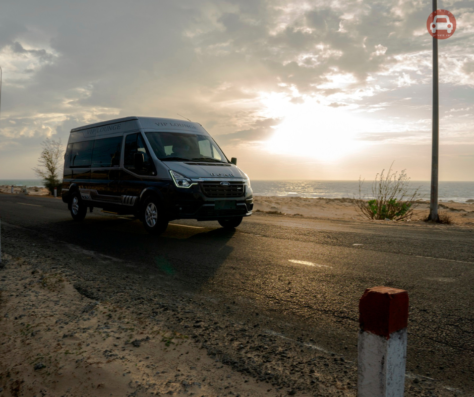 Hoian Luxury Limousine Car transfer.